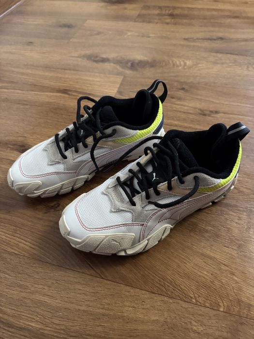 Жіночі кросівки Puma Centaur Fantasy White-Black 37