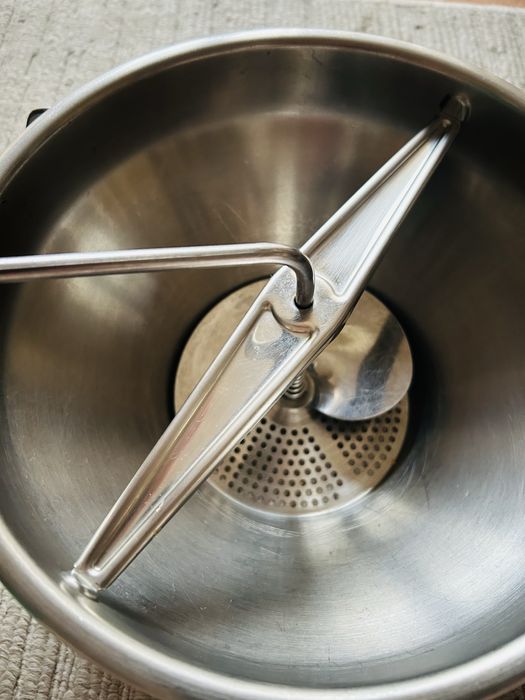 Passe vite manual Aço inoxidável novo