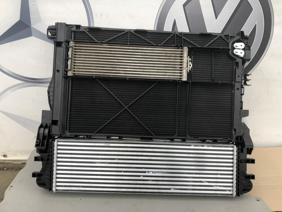 Радиатор радіатор дифузор вентилятор інтеркулер Mercedes Vito W447