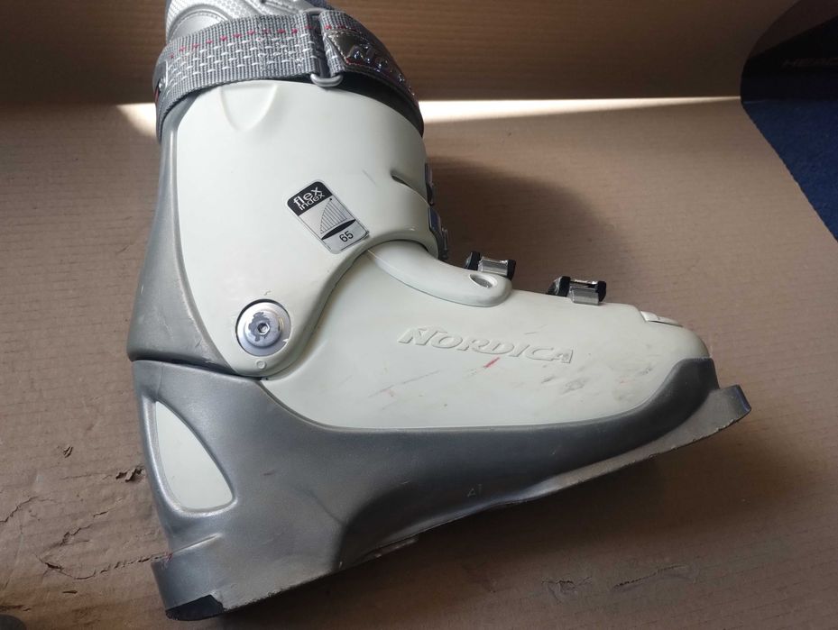 buty narciarskie Nordica 24 / 24,5 37 / 38