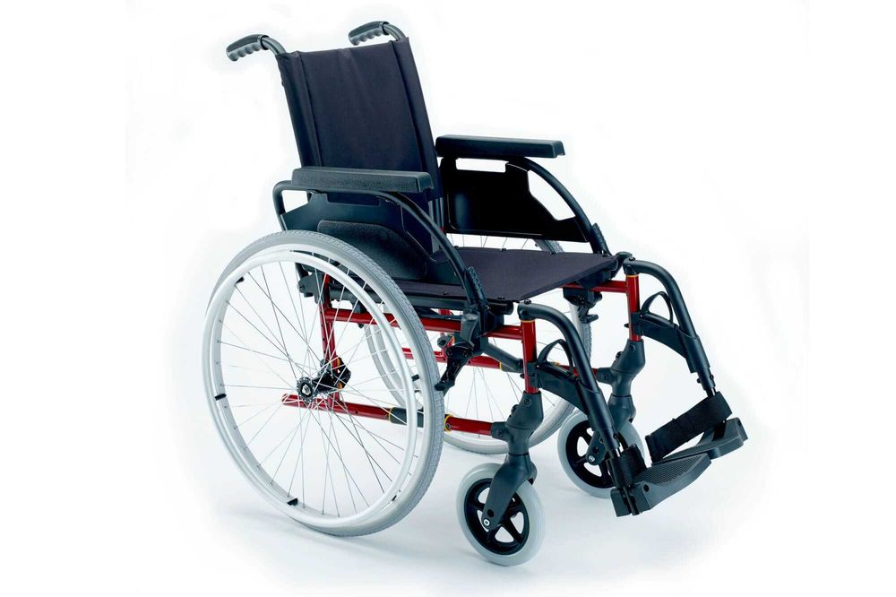 Breezy Premium Cadeira de Rodas (NOVA)