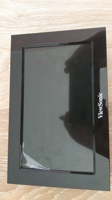цифрова фоторамка ViewSonic VFA770W-50E