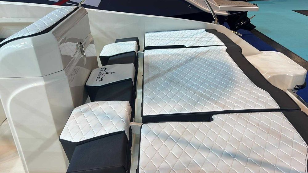 Nowa łódź OPEN: Trimarchi DIAMOND 195 - dł. 6m/8 osób - boatcenter.pl