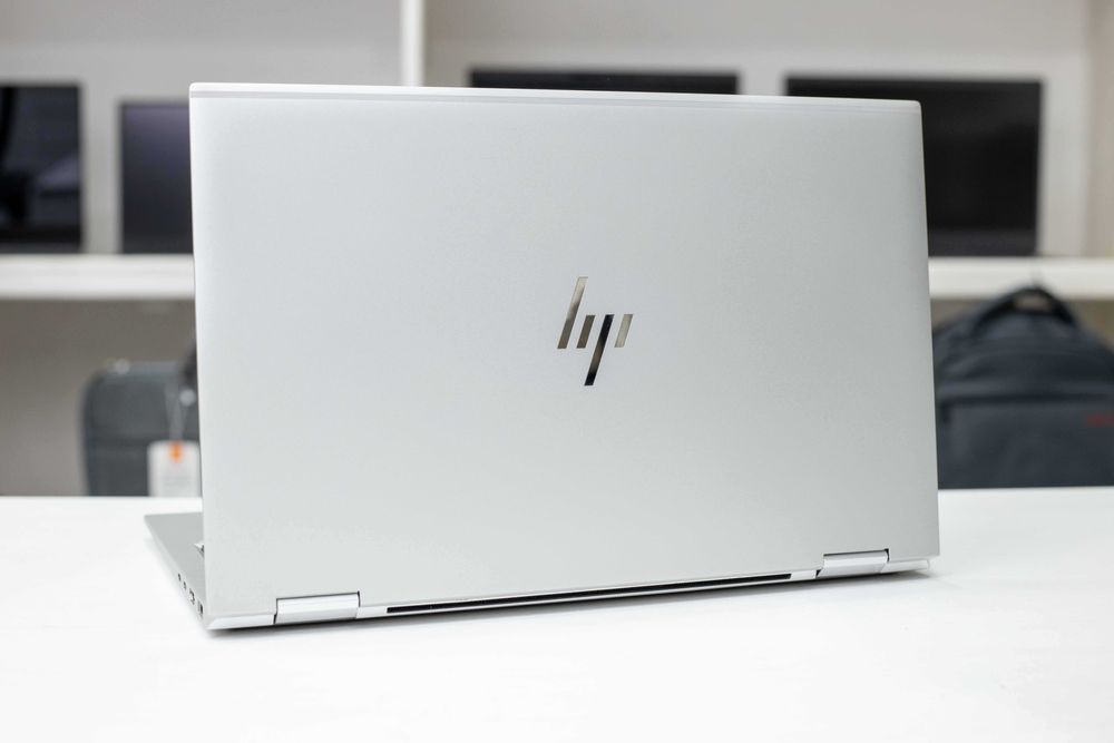 HP EliteBook X360 1040 G8 i7-1185G7 16RAM 512Gb SSD TOUCH FHD IPS 14”