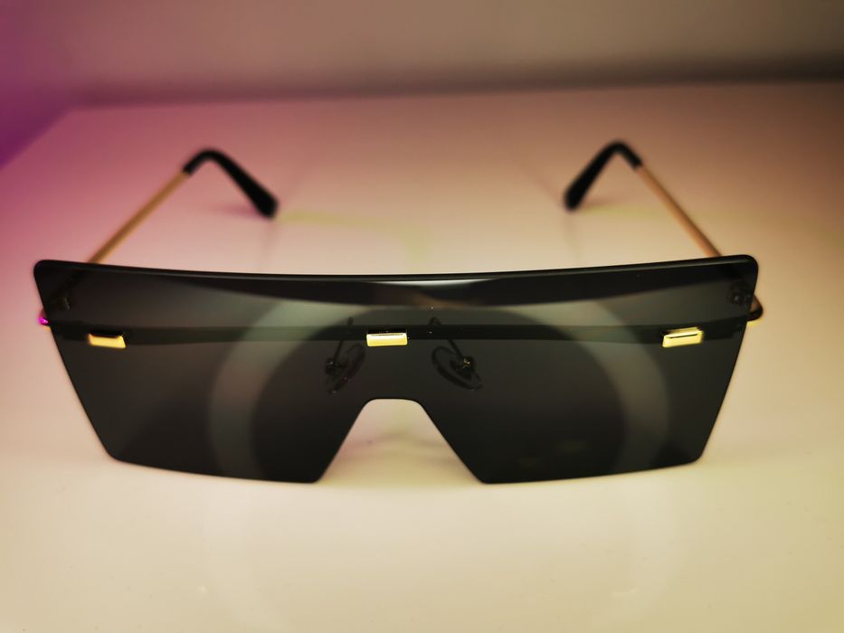 Okulary przeciwsłoneczne damskie Hit 2022