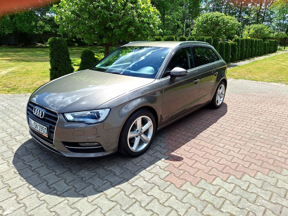 Audi A3 Sportback S-tronic - Bi-Xenon - Ledy - Navi - Pakiet Chrom - Stan Idealny