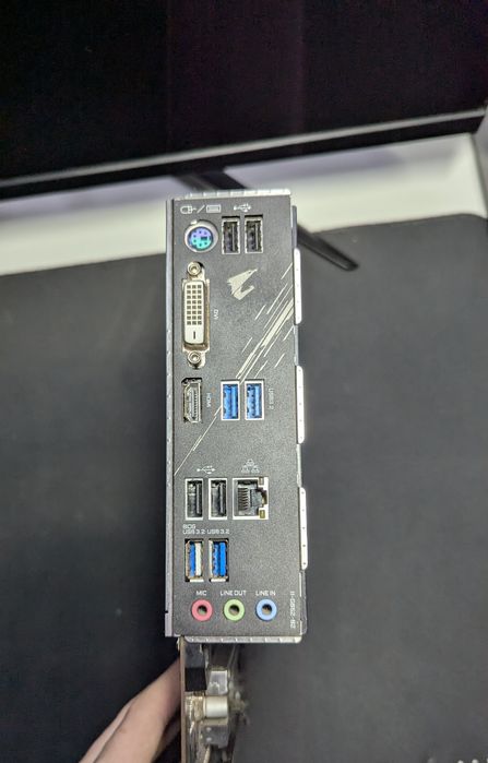 Gigabyte B550M aorus elite