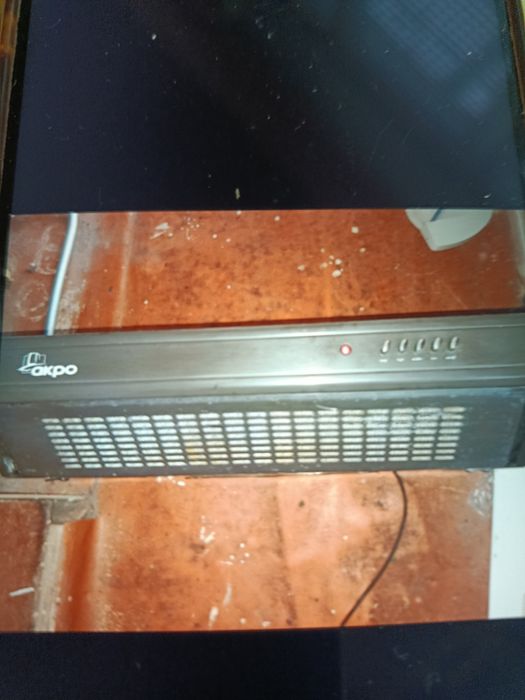 Вытяжка кухонная.