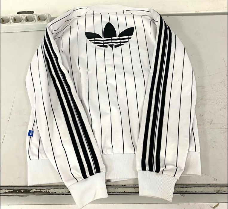 Куртка тнф мастерка норт фейс tnf бомбер адик поставка вещей реп боксы