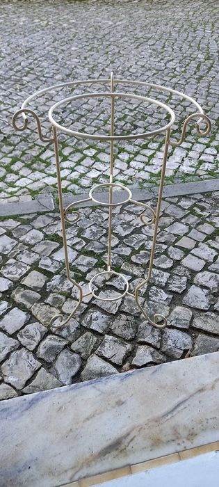 Vendo Lavatório antigo