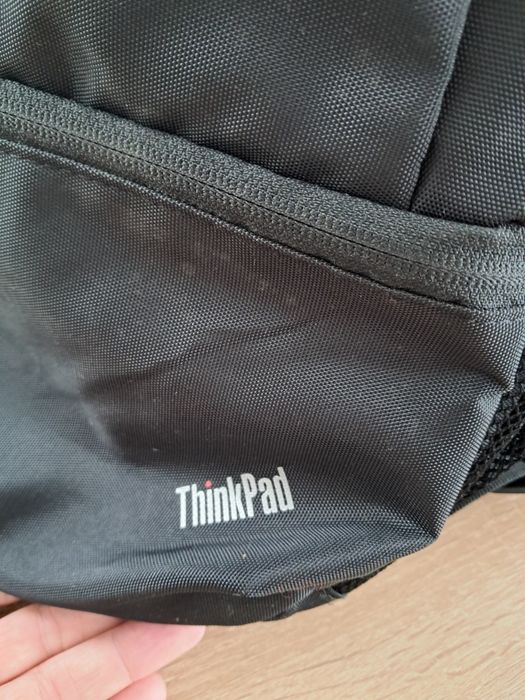 Czarny plecak ThinkPad