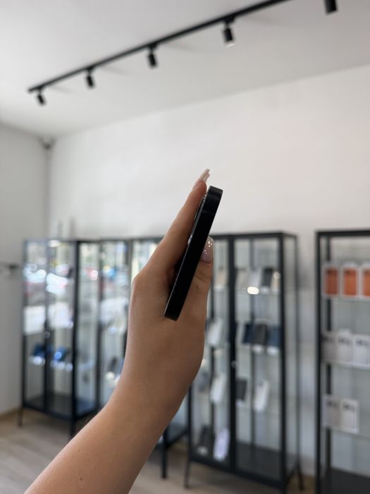 Telefon iPhone 12 128GB Czarny Apple Gwarancja iTrade
