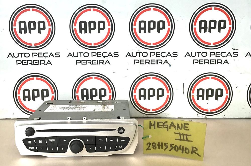 Rádio Renault Megane 3. referência 281150743R, 281155040R .