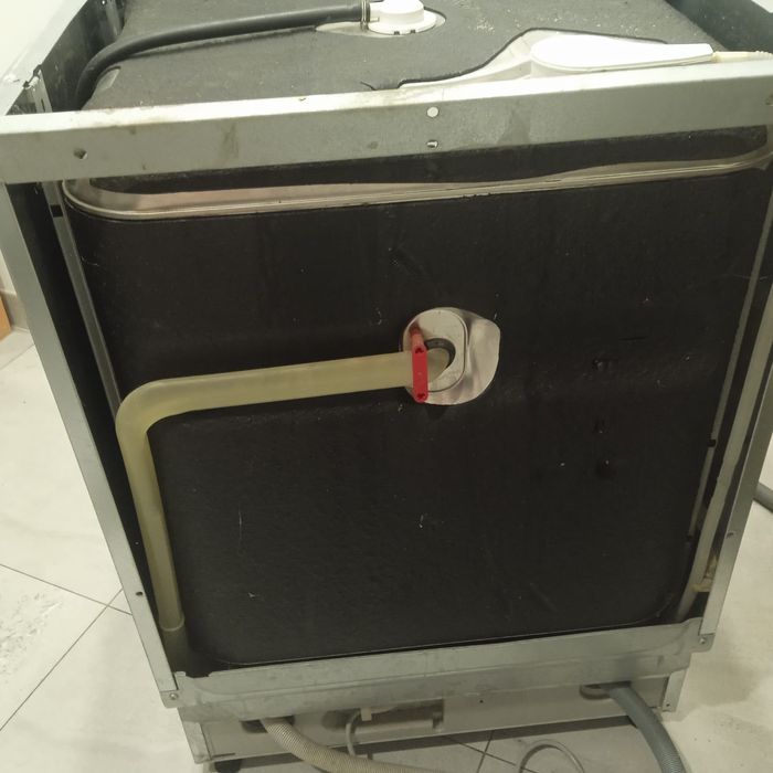 Посудомийна машина AEG