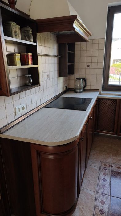 Meble kuchenne drewna wiśniowego