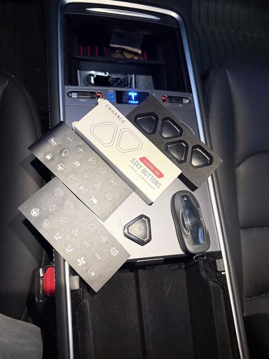Tesla Model 3, Long Range Dual Motor. 20 000km