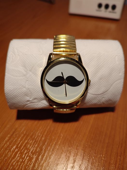 NOWY zegarek damski z wąsami ,,moustache,,