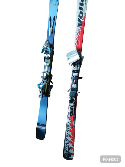 Ролики,хокейные клюшки Bauer и необходимое для хокея,лыжи