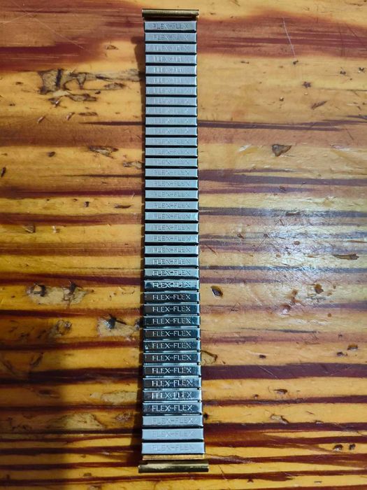 Vintage bransolety do zegarków rozciagliwe 20mm pakiet 10 sztuk NOS