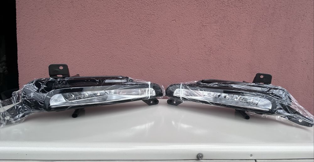 Протитуманні фари Land Rover Discovery Sport Range Rover Sport Evoque