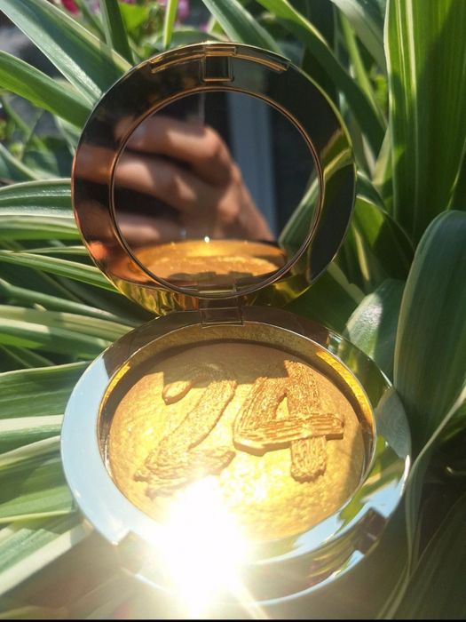 Kylie Jenner  Highlighter  24 K