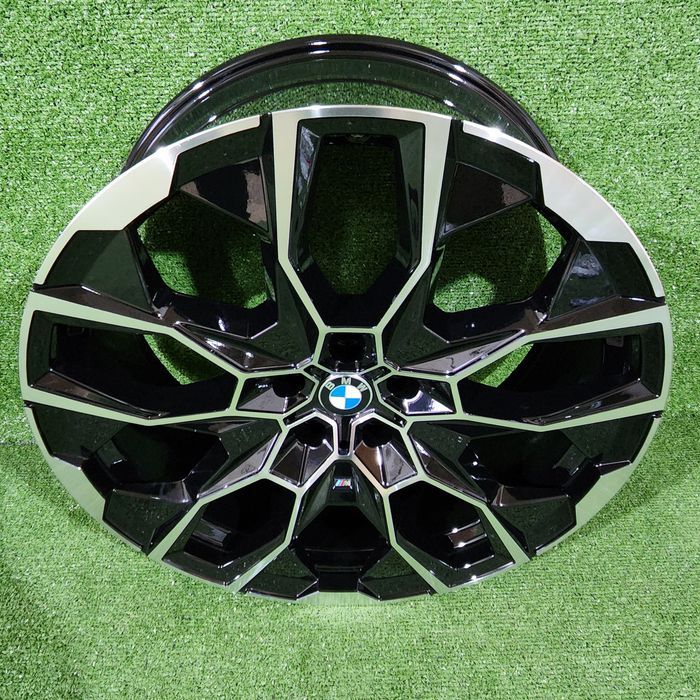 диски 913 стиль 5x120 R22 DIA74.1 BMW X5 F15 E70 X6 F16 E71 DB41