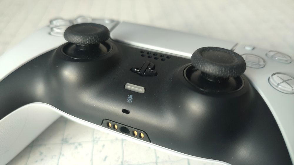 Pad PS5 DualSense - Analogi TMR