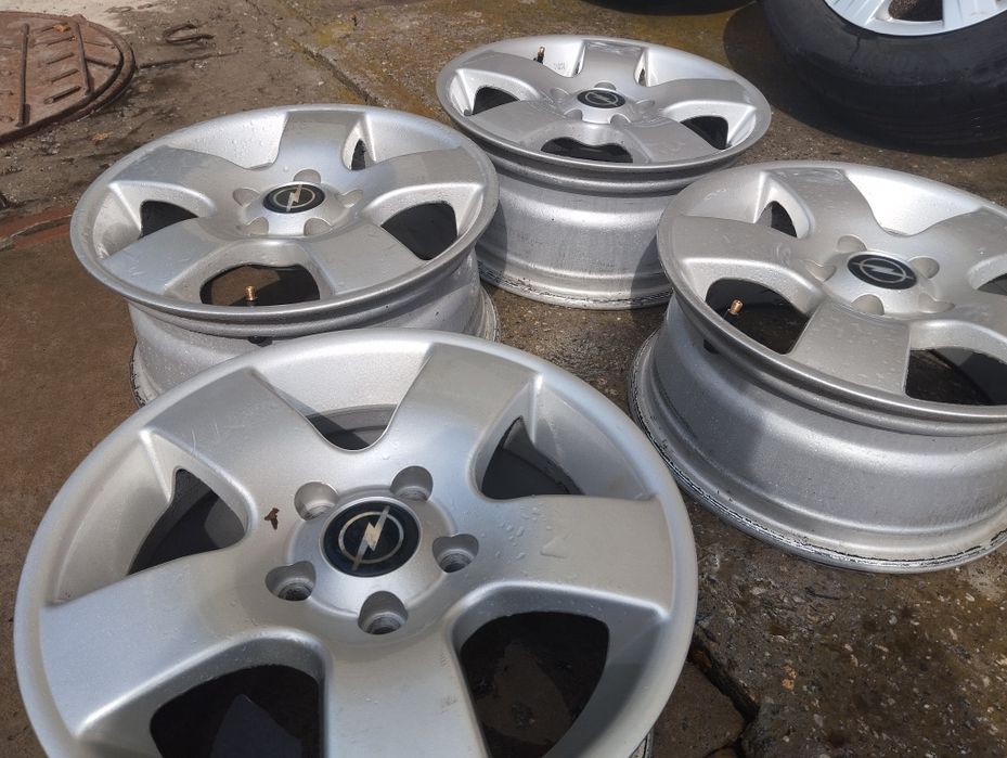 Продам комплект дисків OPEL R15.