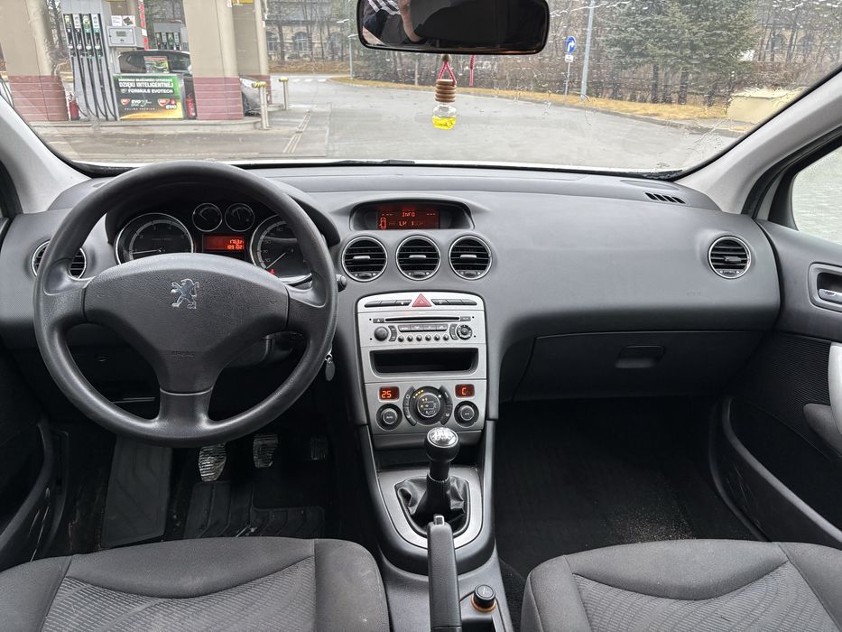Peugeot 308 1.4 Benzyna 90KM 2008