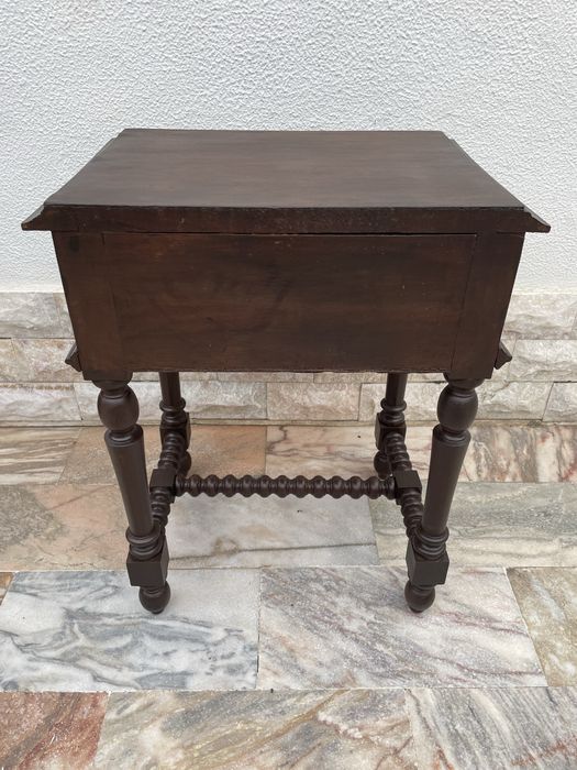 Mesa cabeceira vintage