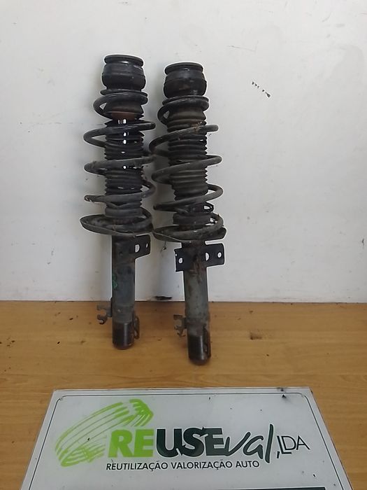 Amortecedor frente direito SEAT Ibiza IV (6J5, 6P1)