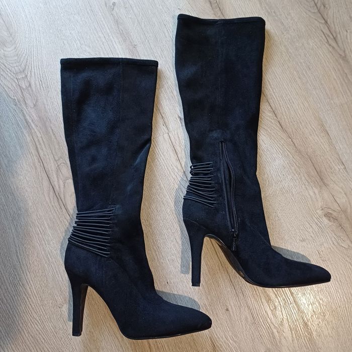 Czarne kozaki BCBG Eneration USA