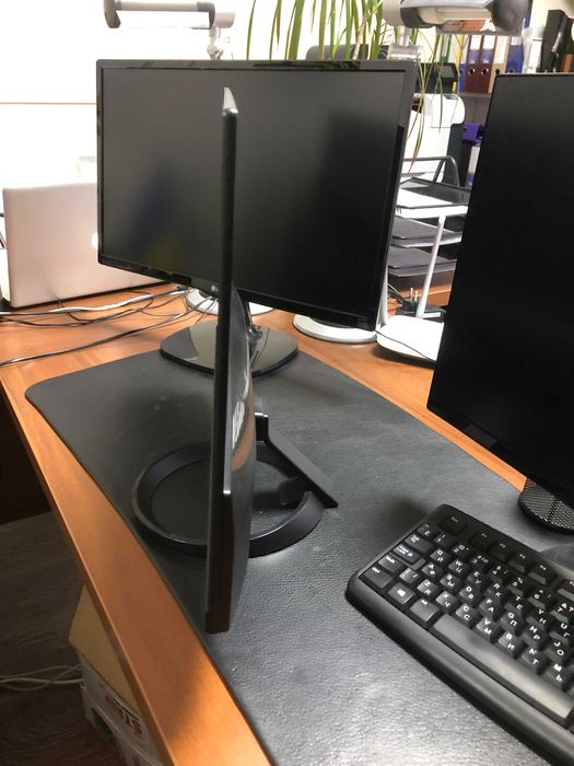 Продам монитор 23" Acer R231 б/у