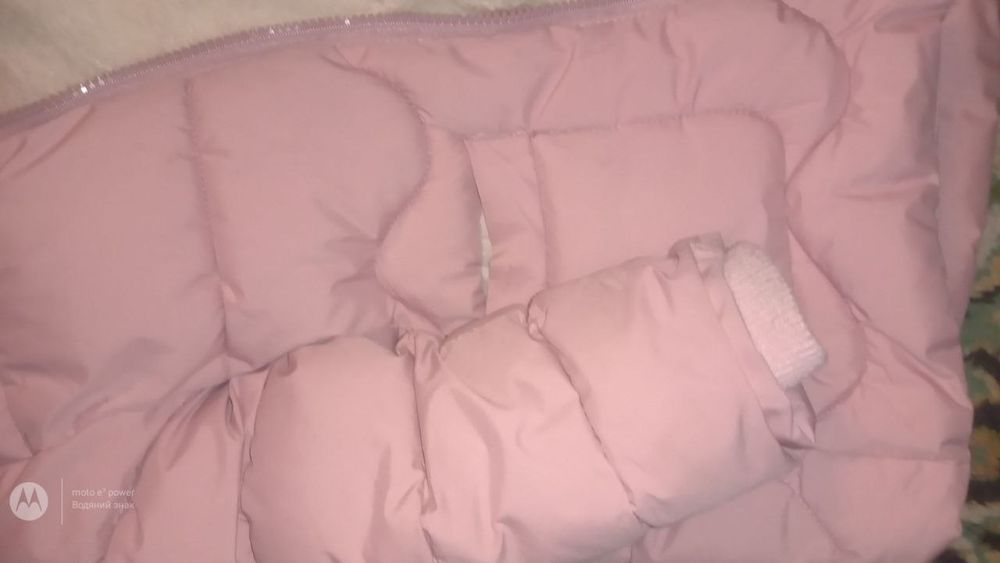 Зимова куртка на дівчинку 4 роки