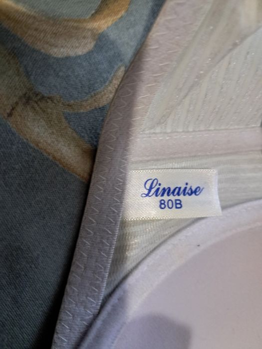 Biustonosz biały usztywniony Linaise
