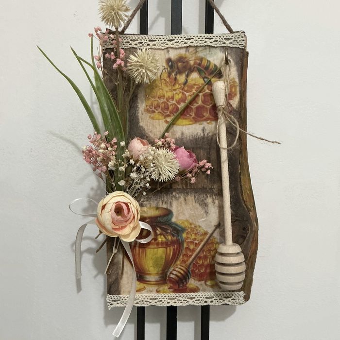 Dekoracja na desce, decoupage
