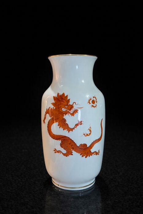 Фарфоровая ваза 30 см Meissen Красный Китайский Дракон