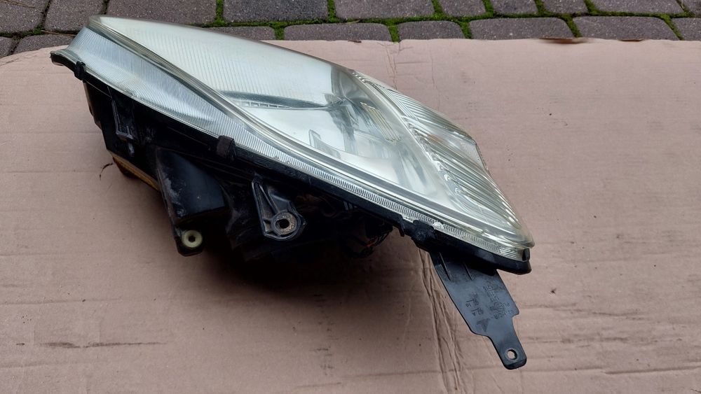 Honda Civic VII 01 05 EU EP 3d 5d Lampa Przód Prawa OE Wwa