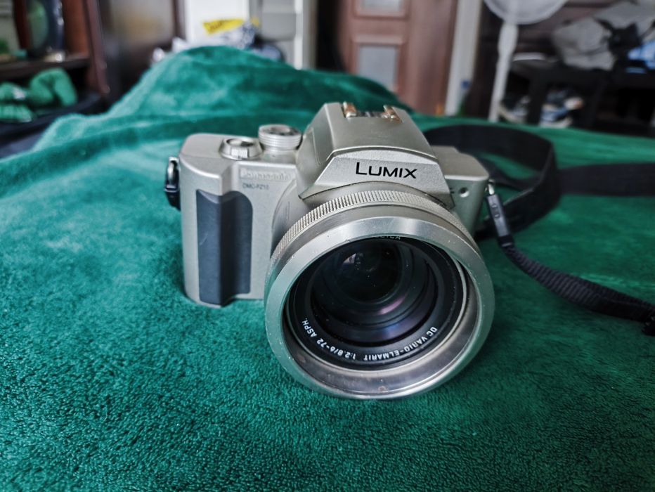 Aparat kompaktowy Lumix SMC-FZ10