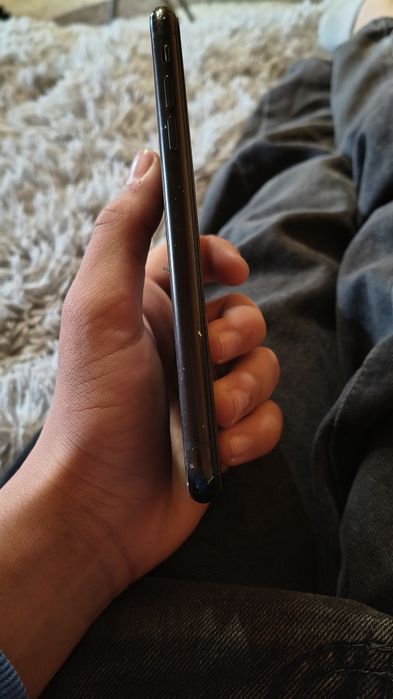 iPhone xr все працює