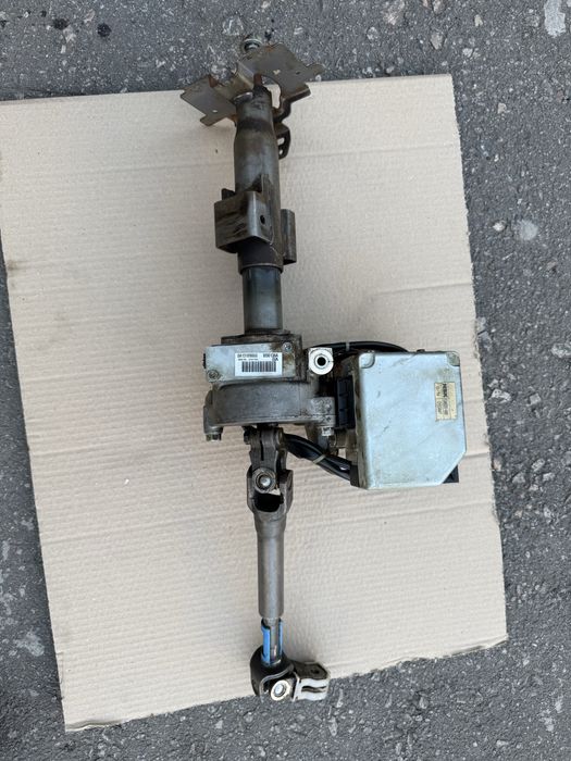 Рулевая колонка Nissan Leaf 2013р