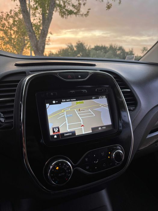 Renault Captur Exclusive SÓ 64Mil