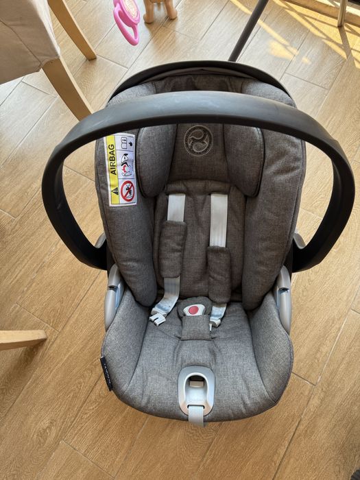 Ovo Cybex Cloud Z i-Size Platinum Mirage Grey (Tecido Plus) + Opção Base Z