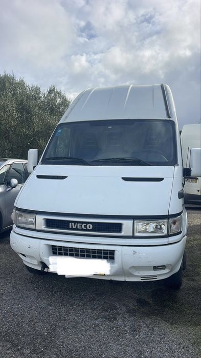 Iveco 35c13 pronta a trabalhar