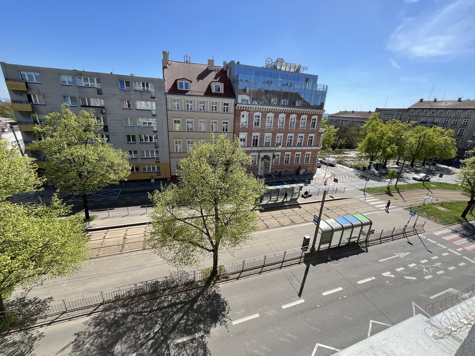 Szczecin Śródmieście. Mieszkanie 75 m2, 3 pokoje, kamienica 3 piętro.