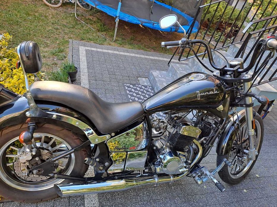 Junak M16 pojemność 125
