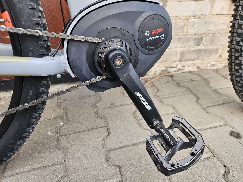 Rower elektryczny MTB cube reaction pro 500  L 29