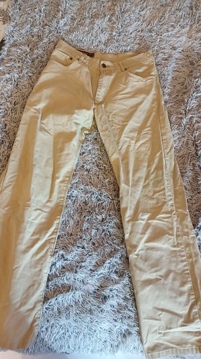 Spodnie beżowe Marlboro Classics