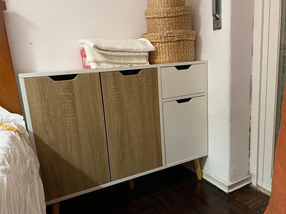 Vendo 2 móveis brancos quase novos-Urgente