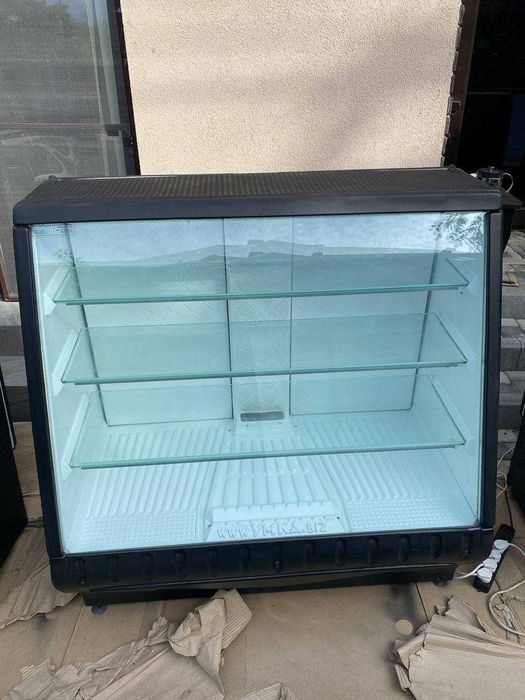 Умка.Холодильная витрина1,2м.Обслужена.Пиво.Кофе.Гастроном.Кондитерка